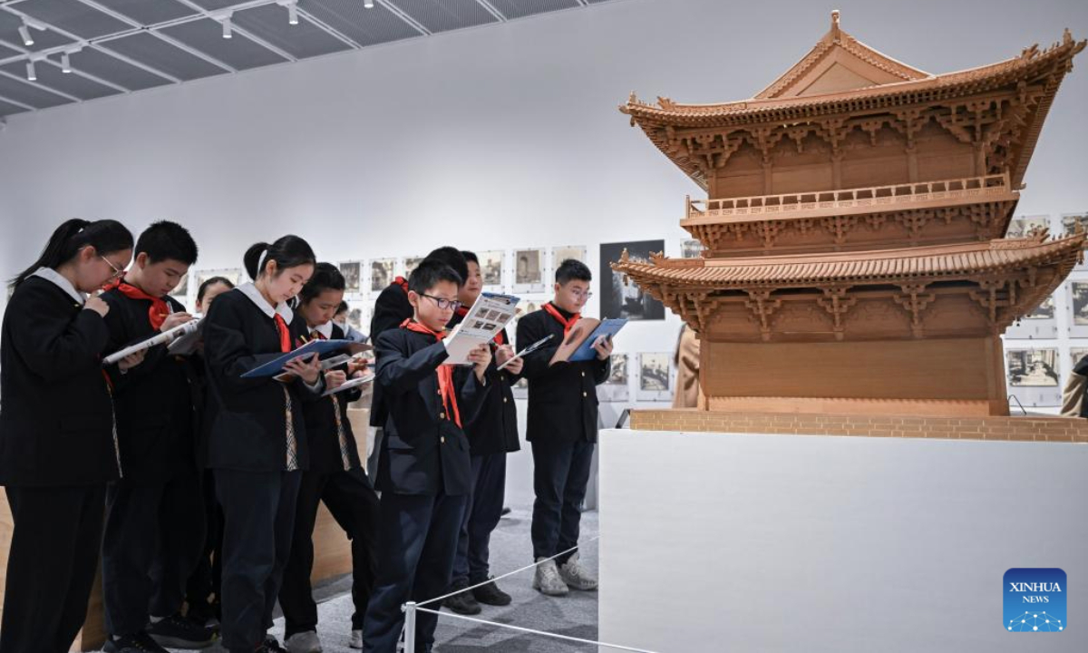 图调整背后